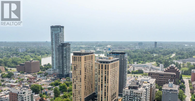 10-101 Champagne Avenue S, Ottawa, ON, K1S 4P3