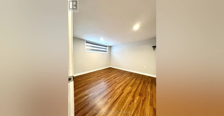 BSMT-5285 Woodhaven Court, Burlington, ON, L7L 3T7 - 6