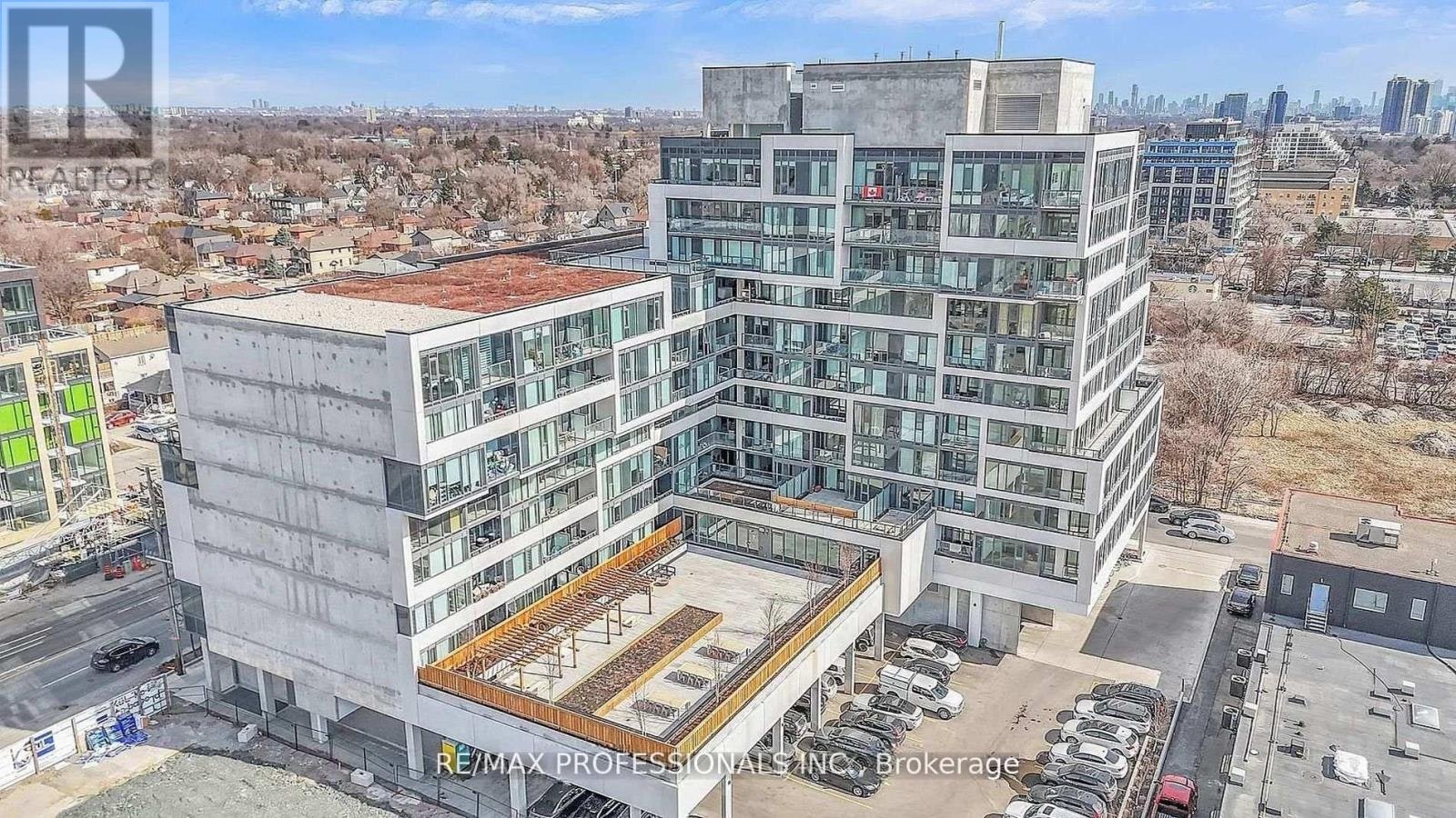 313-859 The Queensway, Toronto, ON, M8Z 1N8