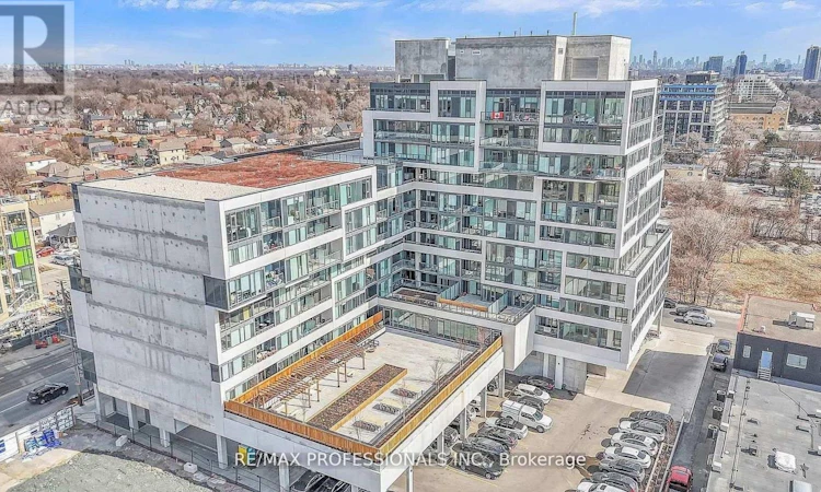 313-859 The Queensway
