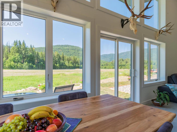 2335 Pass Creek Road, Castlegar, BC, V1N 4T4 - 30