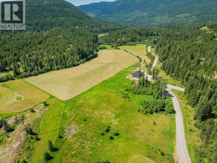 2335 Pass Creek Road, Castlegar, BC, V1N 4T4 - 6