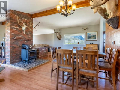 3541 Drinkwater Road - 5
