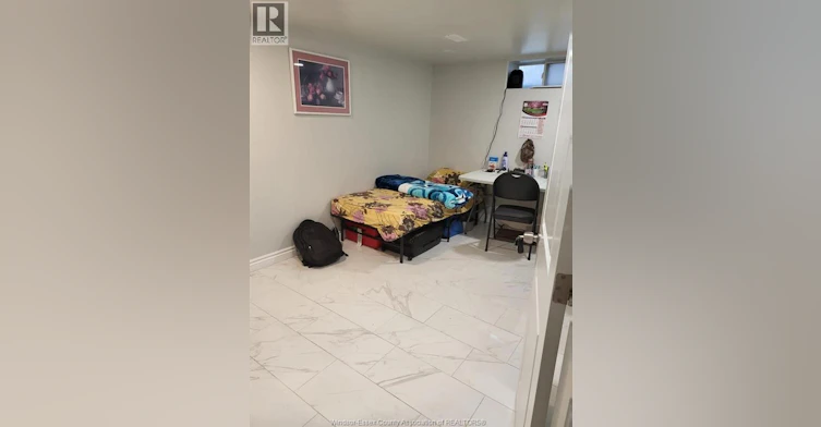 LOWER-1374 Josephine, Windsor, ON, N9B 2L9 - 3