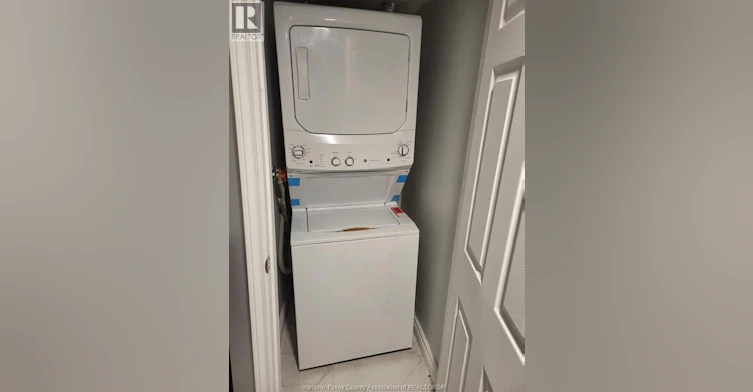 LOWER-1374 Josephine, Windsor, ON, N9B 2L9 - 7