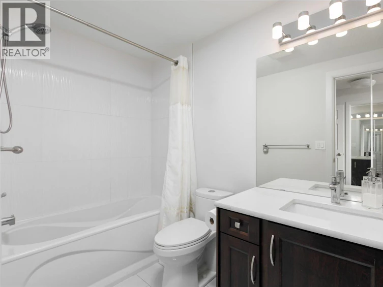 202-1055 Lawrence Avenue, Kelowna, BC, V1Y 6M3 - 5