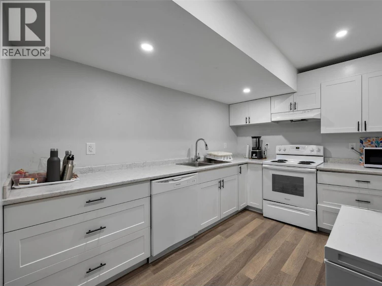 2656 Briarwood Avenue, Kamloops, BC, V2B 0E2 - 26