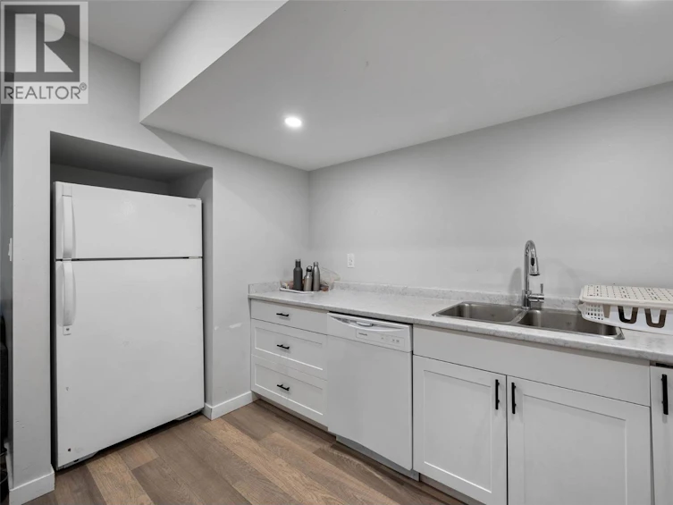 2656 Briarwood Avenue, Kamloops, BC, V2B 0E2 - 27