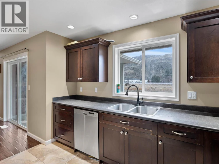 2656 Briarwood Avenue, Kamloops, BC, V2B 0E2 - 13