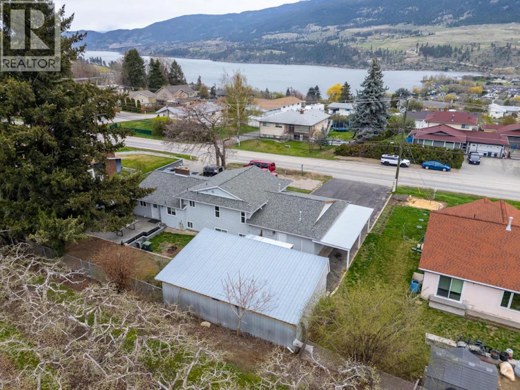 11438 E Okanagan Centre Road, Lake Country, BC, V4V 1G7 - 3