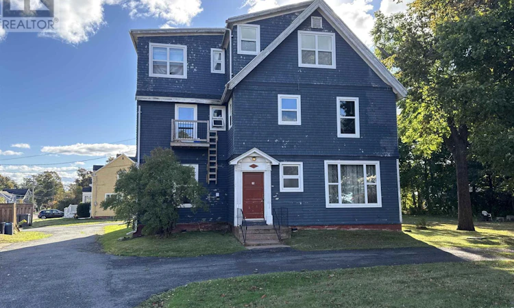 70 Longworth Avenue