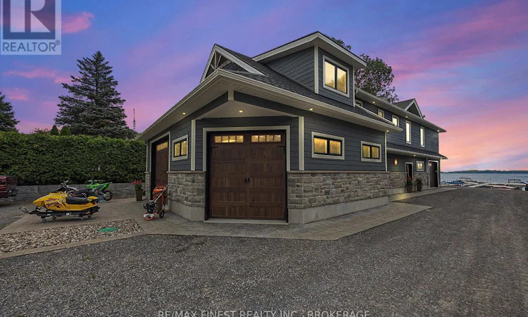 49 River Road
