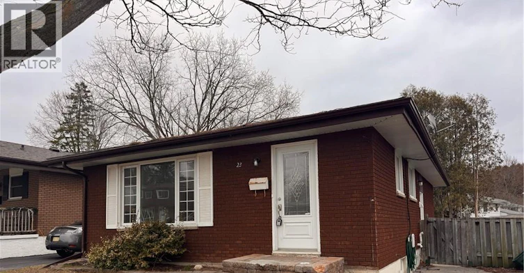 Upper-23 Arrowhead Crescent, Kitchener, ON, N2P 1C1
