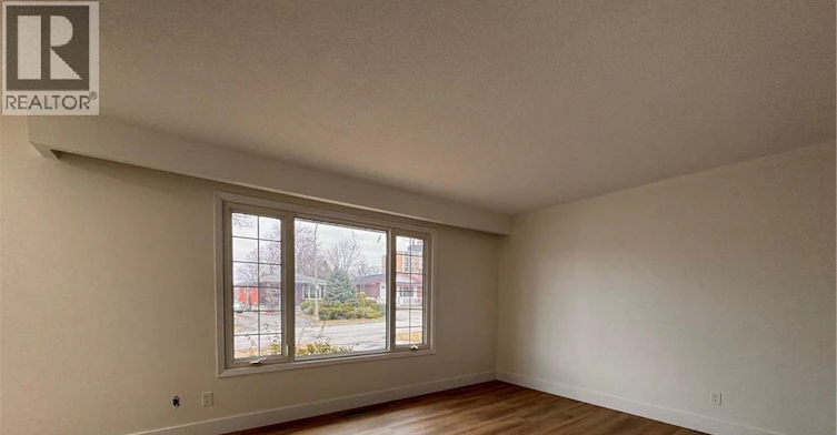 Upper-23 Arrowhead Crescent, Kitchener, ON, N2P 1C1 - 10
