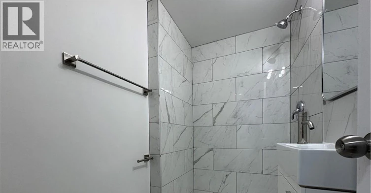 Lower-12 Arrowhead Place, Kitchener, ON, N2P 1C2 - 3