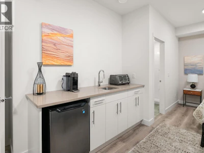 125-610 Academy Way - 3