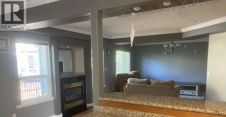 2048 Parkway Boulevard, Coquitlam, BC, V3Z 0Z2
