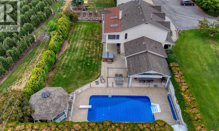 2547 Sexsmith Road