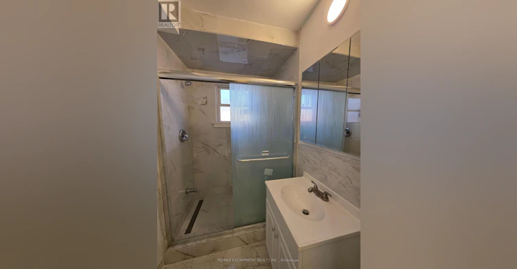 UPPER-62 Richwill Road, Hamilton, ON, L9C 1S3 - 13
