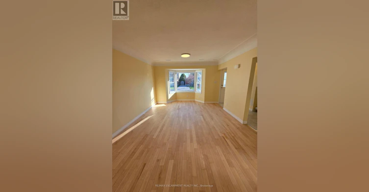 UPPER-62 Richwill Road, Hamilton, ON, L9C 1S3 - 4