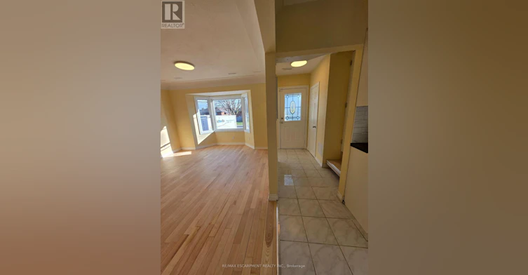 UPPER-62 Richwill Road, Hamilton, ON, L9C 1S3 - 3