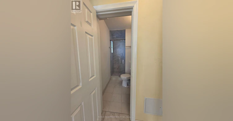 UPPER-62 Richwill Road, Hamilton, ON, L9C 1S3 - 20