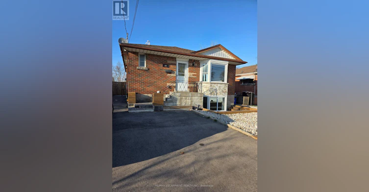 UPPER-62 Richwill Road, Hamilton, ON, L9C 1S3
