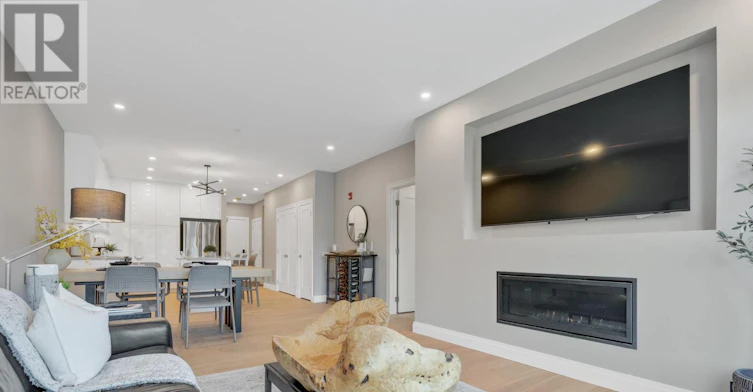 104-32 Brunel Road, Huntsville, ON, P1H 1P5 - 37