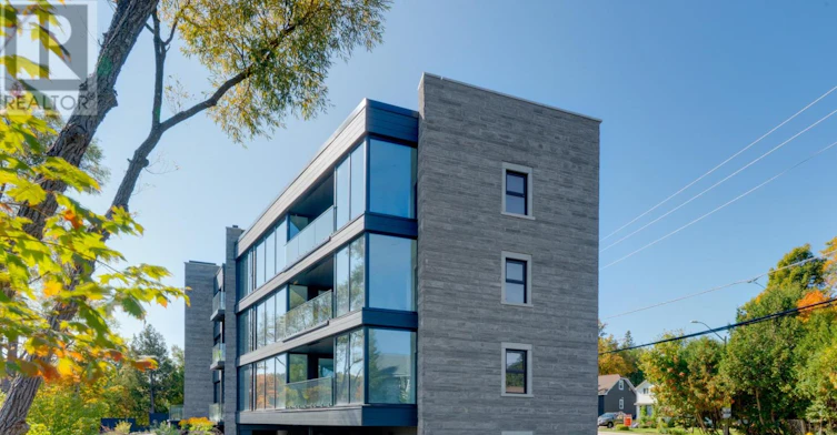 104-32 Brunel Road, Huntsville, ON, P1H 1P5 - 2