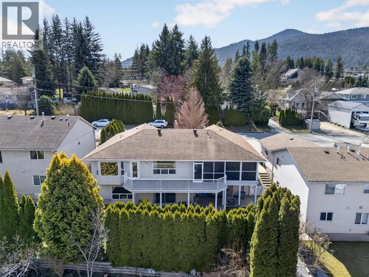 3181 SE 8 Avenue, Salmon Arm, BC, V1E 1S1 - 5
