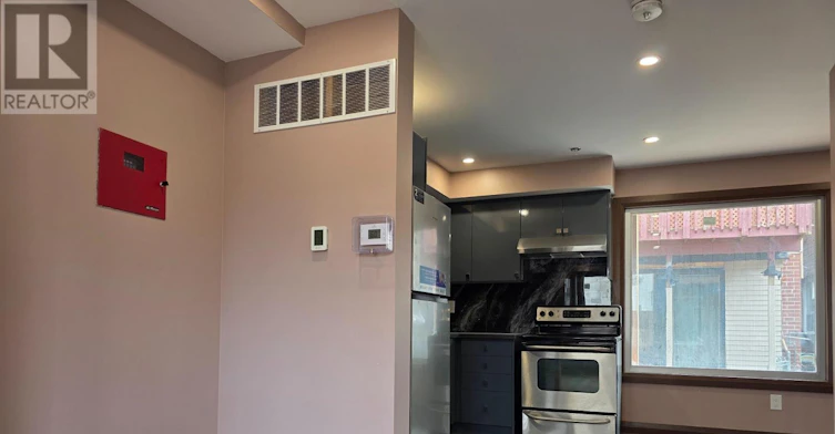 LANEWAY SUITE-108 Chatham Avenue, Toronto, ON, M4J 1K7 - 2