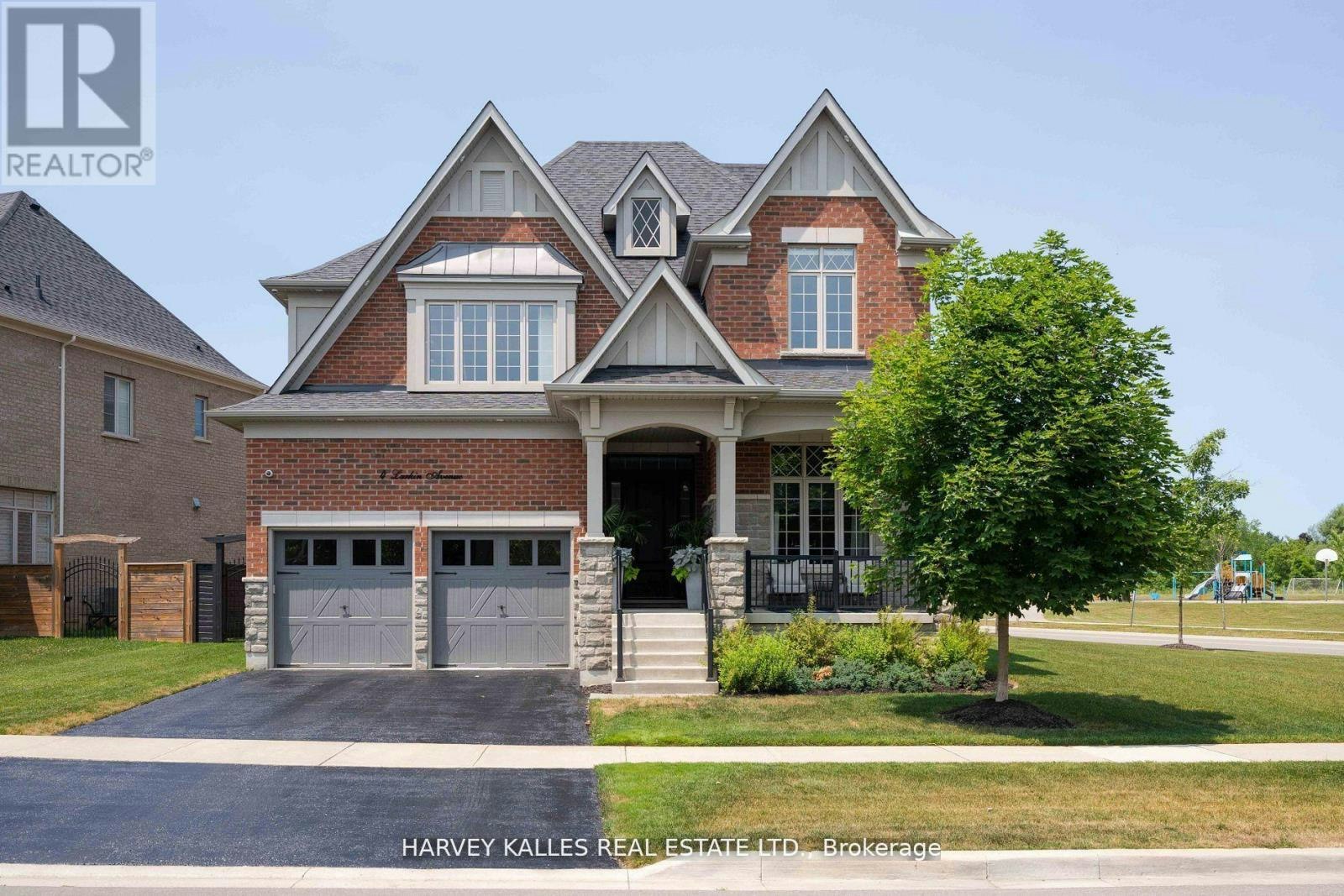 4 Larkin Avenue, King, ON, L7B 0N8