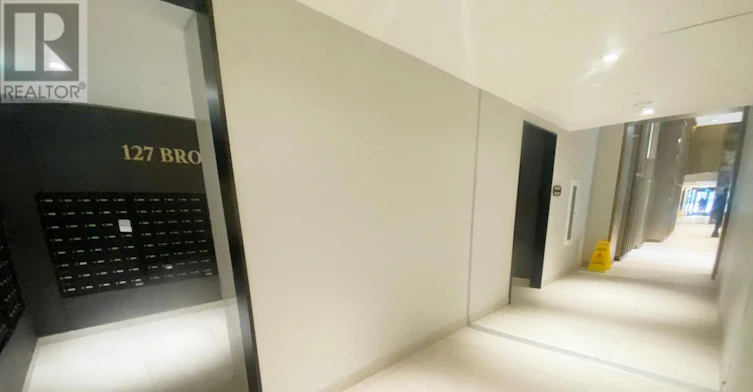 4-704 127 Room Broadway Avenue, Toronto, ON, M4P 1V4 - 6