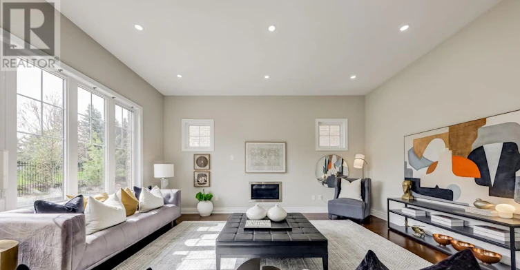 60 Match Point Court, Aurora, ON, L4G 3J1 - 8