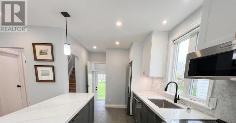 9 Admiral Road, St. Catharines, ON, L2P 1G4