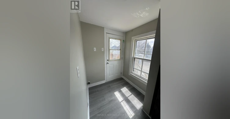 UPPER-35 Inkerman Street, St. Thomas, ON, N5P 3E9 - 15