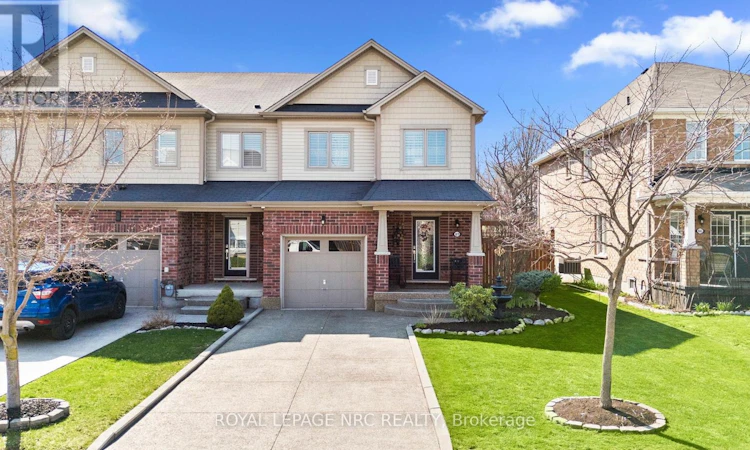 8679 Dogwood Crescent