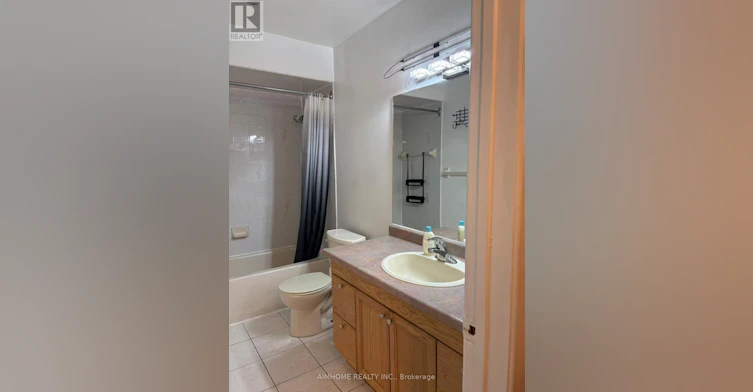 18 Lynch Road, Toronto, ON, M2J 2V5 - 7
