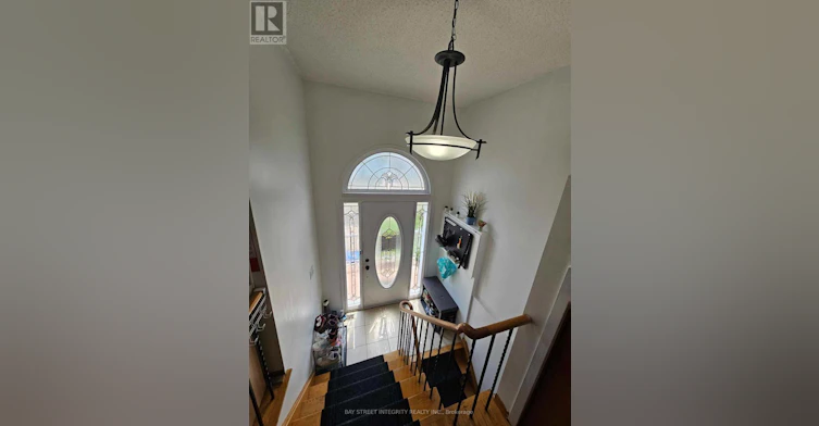 4011 Bishopstoke Lane, Mississauga, ON, L4Z 1H9 - 2