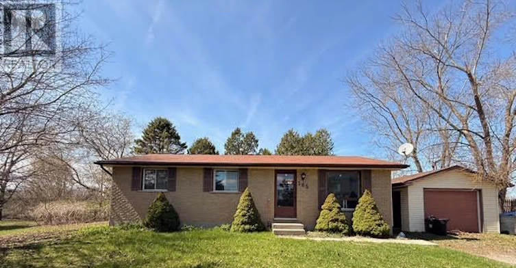 165 Railway Avenue, Komoka, ON, N0L 1R0 - 2