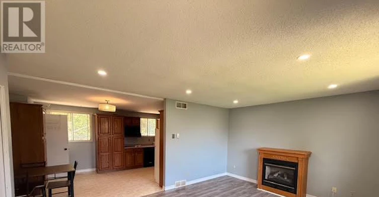 165 Railway Avenue, Komoka, ON, N0L 1R0 - 3