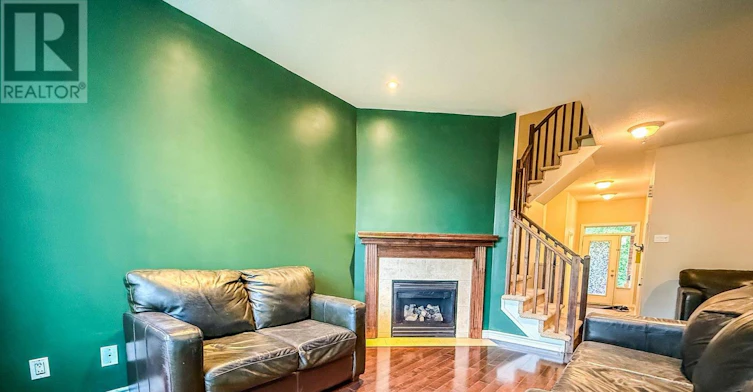 92 Selhurst Avenue, Ottawa, ON, K2G 7C9 - 5
