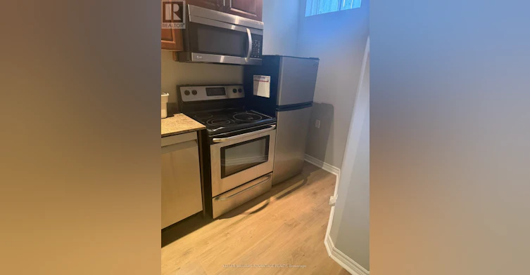 35 Fontebella Avenue, Vaughan, ON, L4H 2A6 - 4