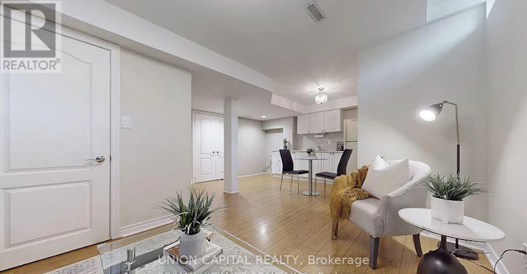 BSMT-46 Clover Street, Markham, ON, L6E 1L3