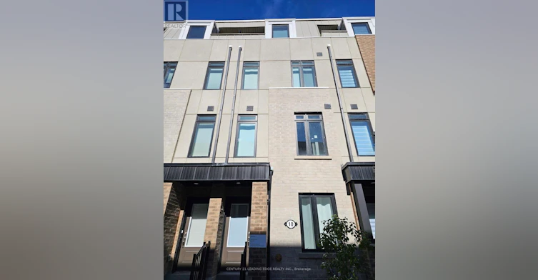 ROOM2-10 Spruce Pines Crescent, Toronto, ON, M4A 1C5