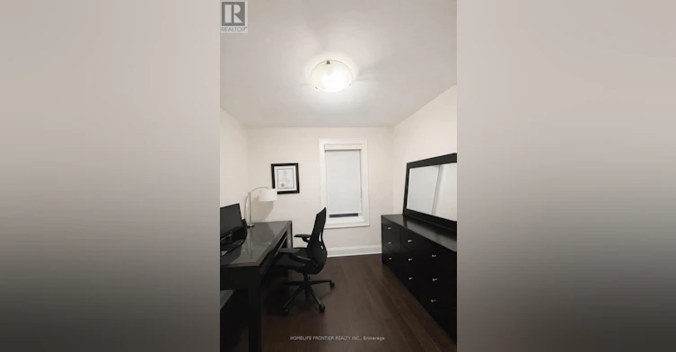 38 Henderson Avenue, Toronto, ON, M6J 2B8 - 12