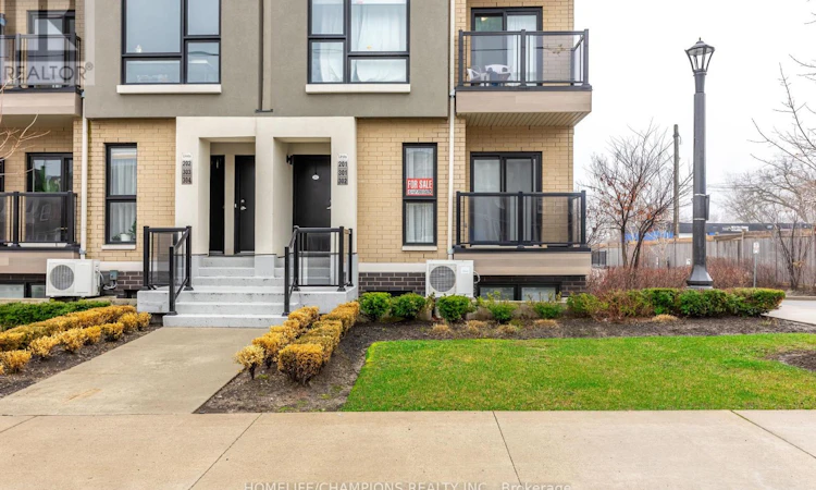 201-8825 Sheppard Avenue E