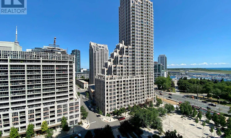 405-628 Fleet Street
