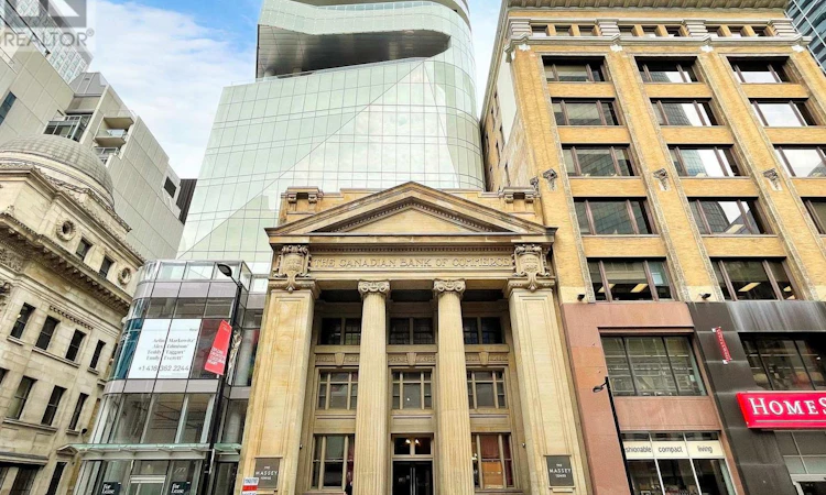 2412-197 Yonge Street