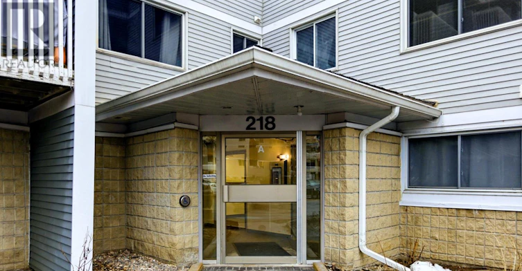 216-218 Viewmount Drive, Ottawa, ON, K2E 7X5 - 2